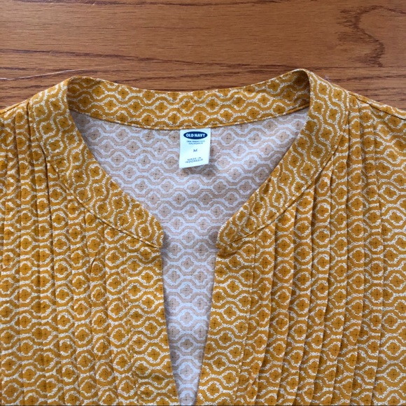 Long Sleeve Patterned Old Navy Dress - Picture 5 of 9